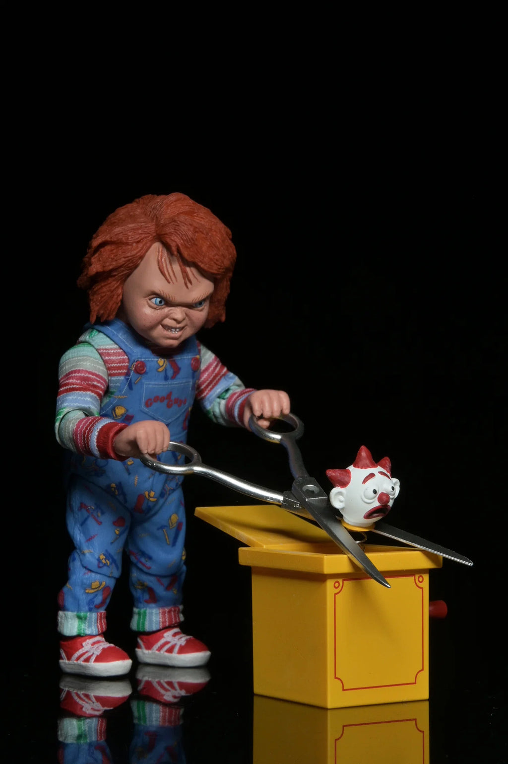 Child's Play 2 – Ultimate Chucky Figura de Acción 7" – NECA