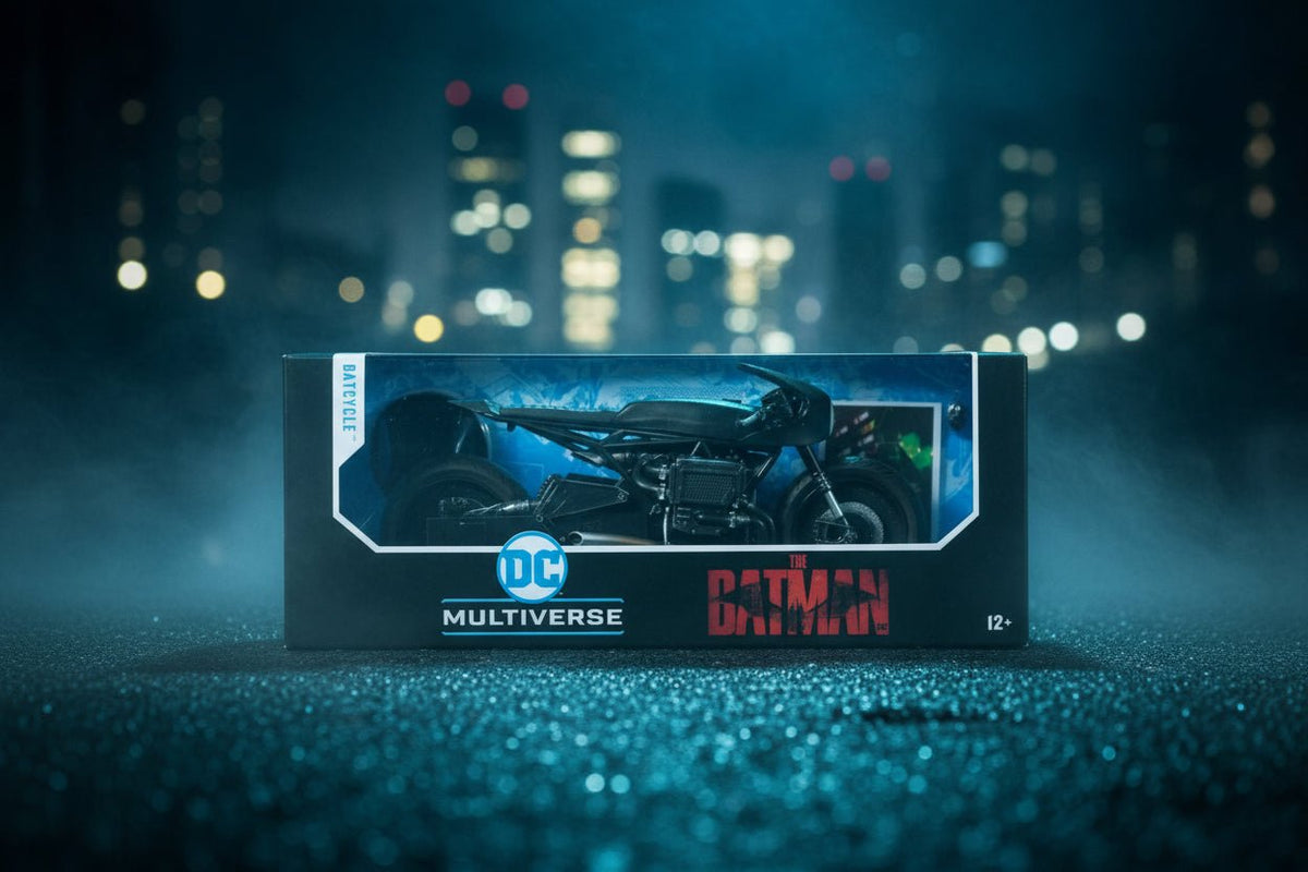 McFarlane - DC Multiverse - Batcycle Batman (The Batman) - Ghostgamer.pe