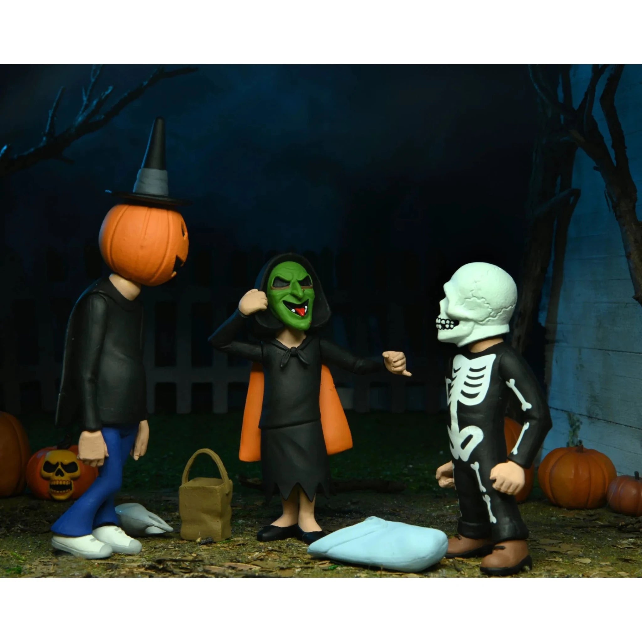NECA Halloween III Toony Terrors Trick or Treaters Kids 3 - Pack Figuras Coleccionables 6" - Ghostgamer.pe