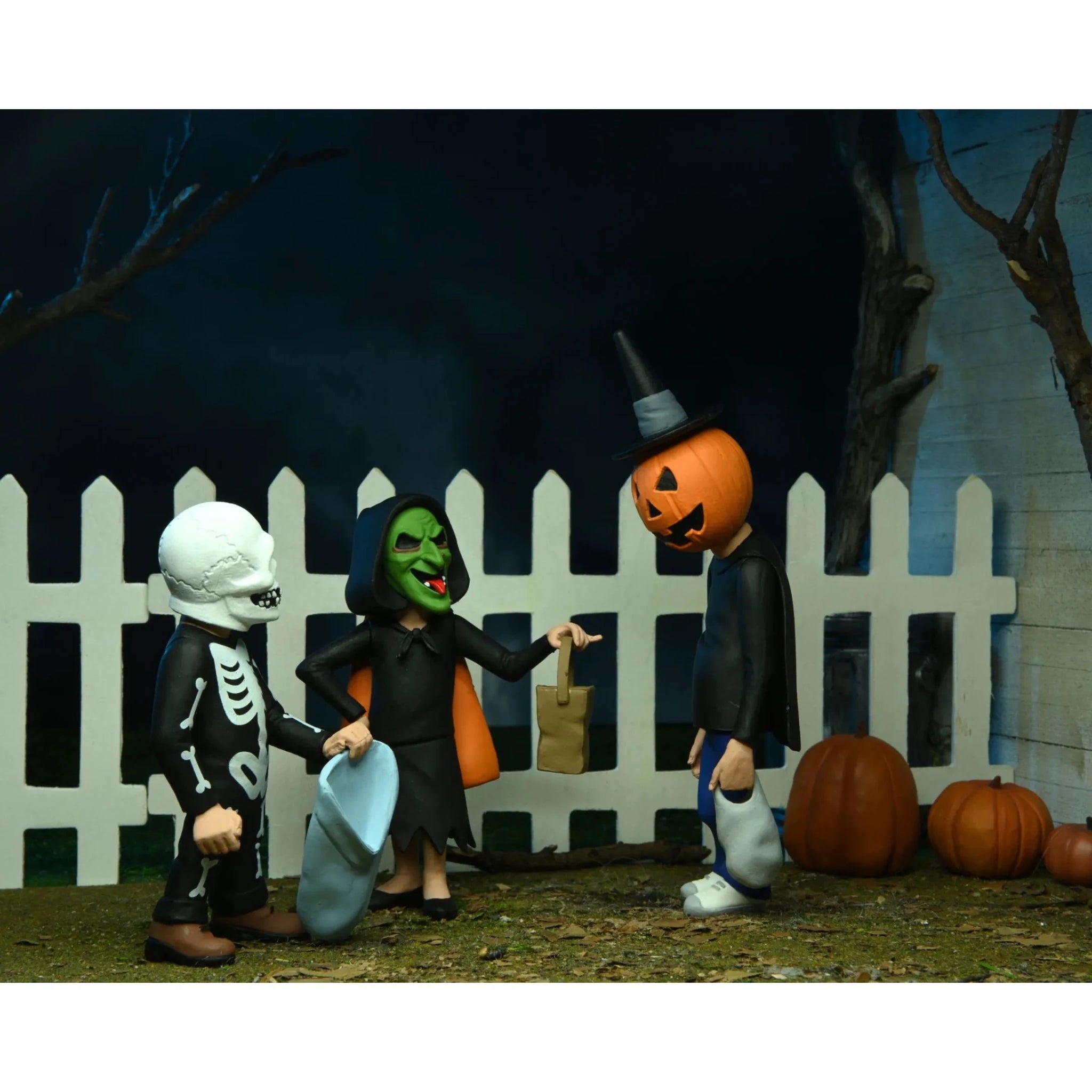 NECA Halloween III Toony Terrors Trick or Treaters Kids 3 - Pack Figuras Coleccionables 6" - Ghostgamer.pe