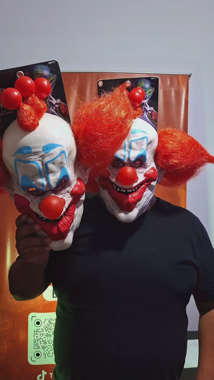 Killer Klowns From Outer Space – Slim Deluxe Injection Mask